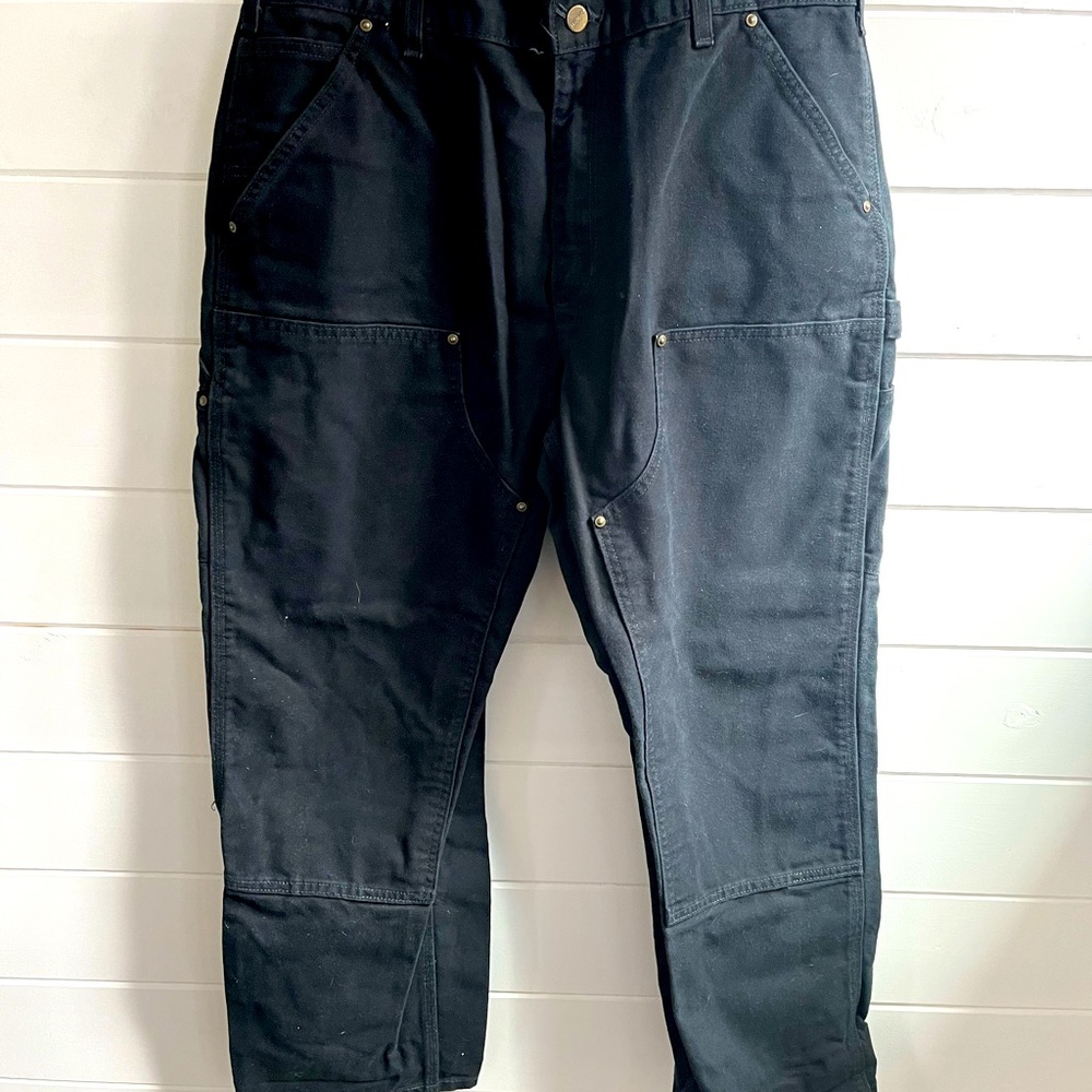 Gently Used Men’s Carhartt 36x30 Pants.